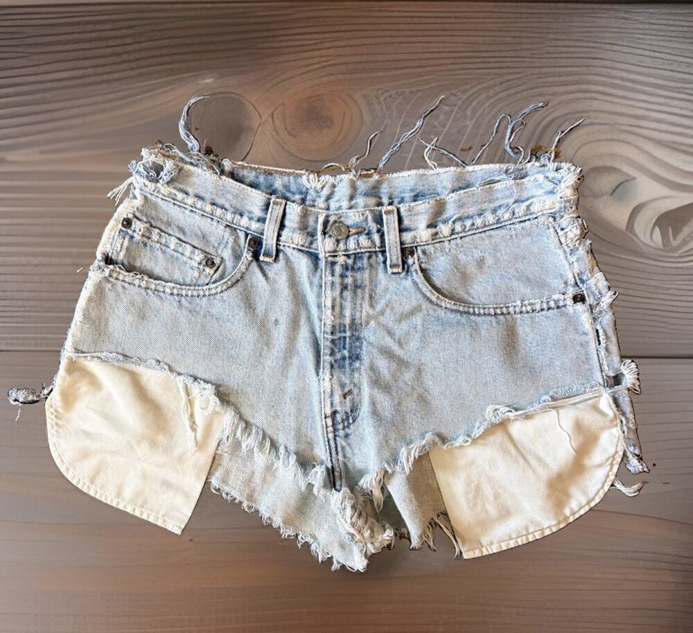 Vintage Levi's Sz 32 Reworked Cutoff Denim Shorts Distressed Grunge Punk Frayed